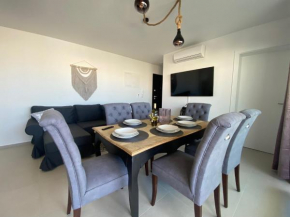 pinia apartment